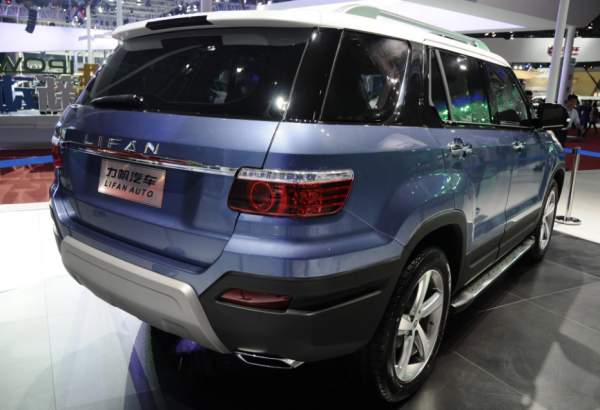 Каким получился новый китайский кроссовер Lifan X70. Обзор интерьера, внешнего вида и характеристик